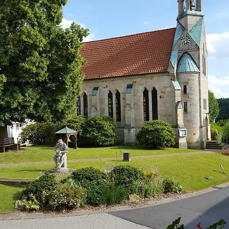 Gast- Und Pensionhaus Zur Linde